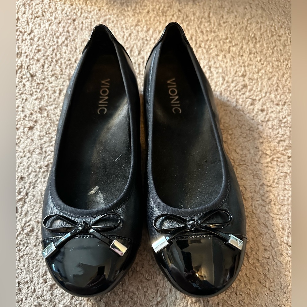 Vionic Women Minna Ballet Flats Bow Black Leather Silver Accents Size 6